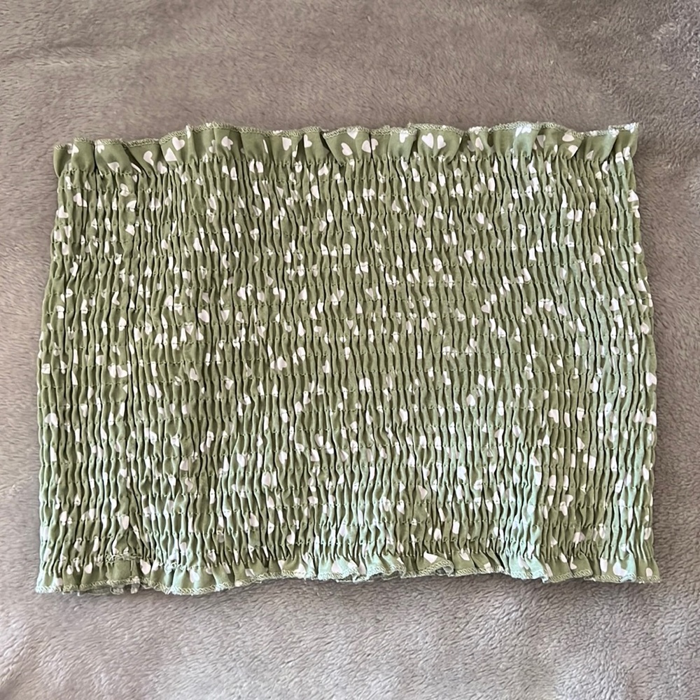 Green tube top with white hearts